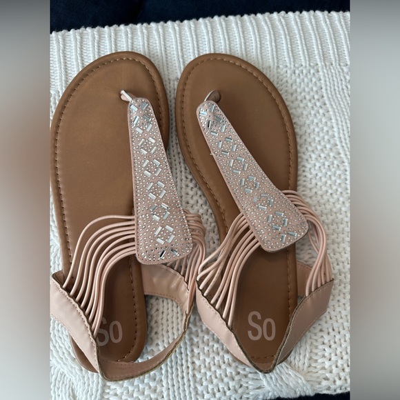 New blush color sandals - Picture 1 of 1